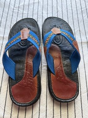 Buffalo David Bitton Blue Strap Brown Leather Flip Flops